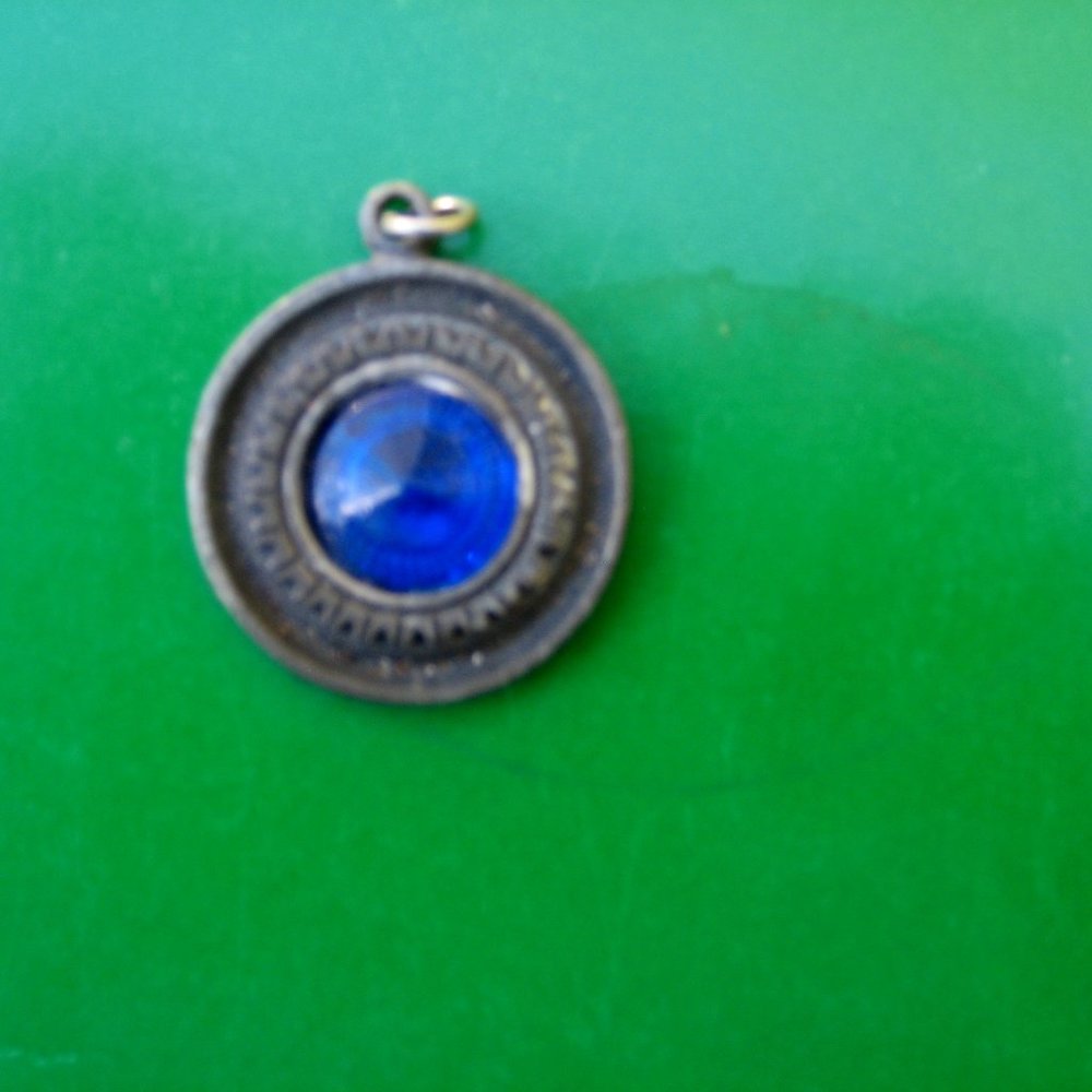 VINTAGE SWEDISH RUNE  TENNESMED PEWTER PENDANT WITH BLUE GLASS CENTER RARE